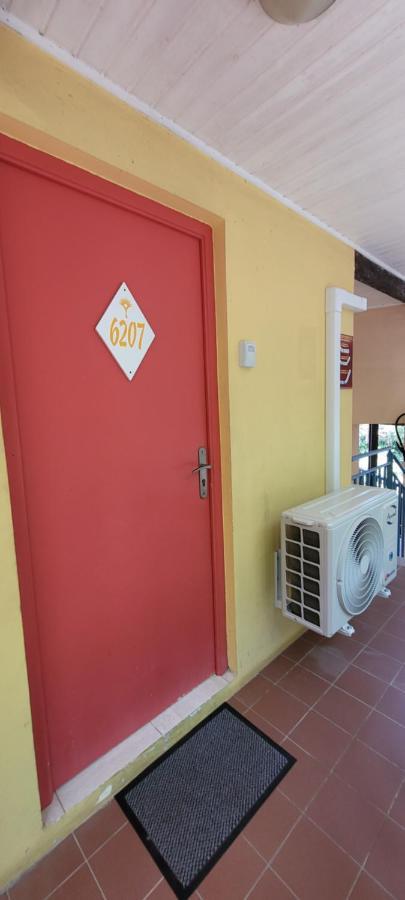 Turquoise Caritan Apartment Sainte-Anne Ngoại thất bức ảnh